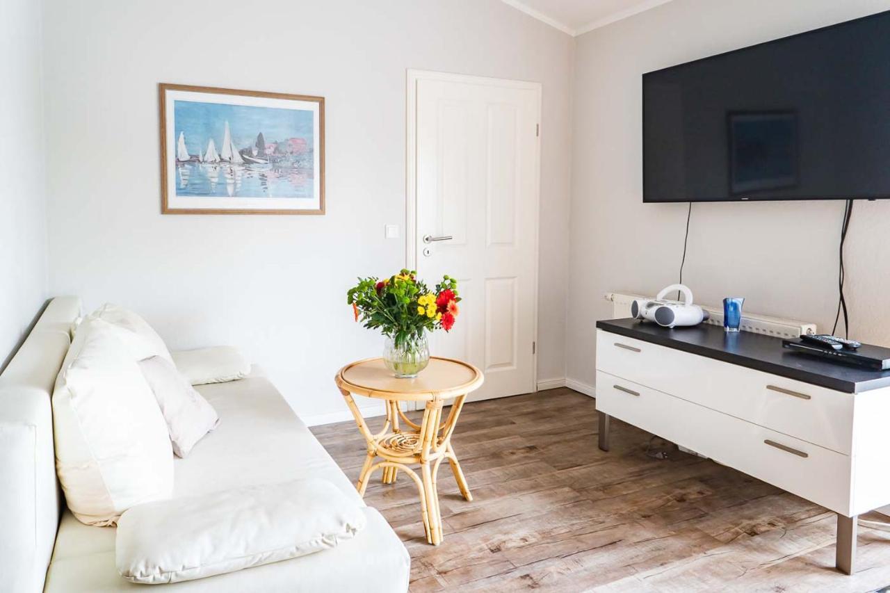 Apartmenthaus Chrischanshof Rostock Dış mekan fotoğraf